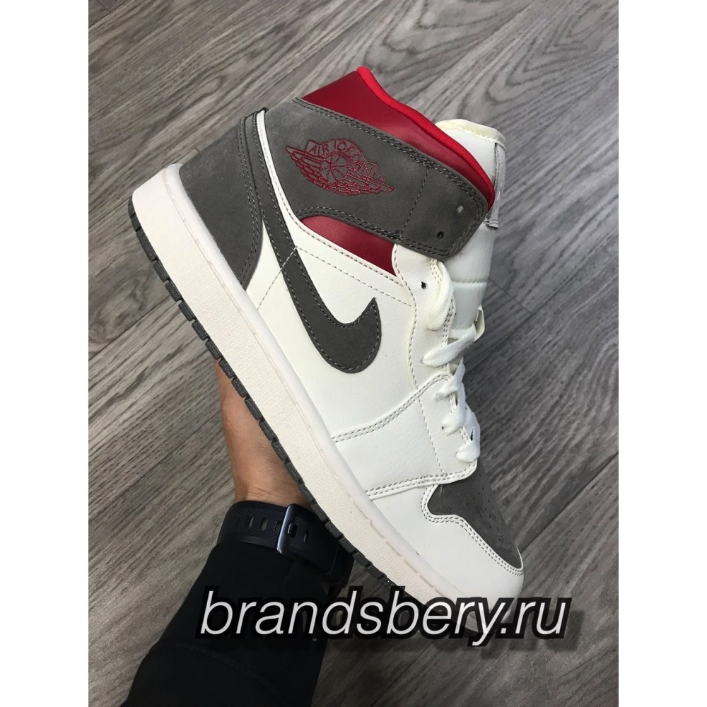 Nike Air Jordan 1 Mid Premium Sneakersnstuff Beige